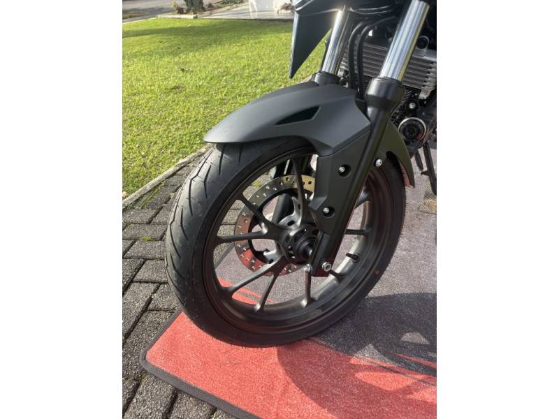 HONDA - CB 300F TWISTER - 2025/2025 - Preta - R$ 28.590,00