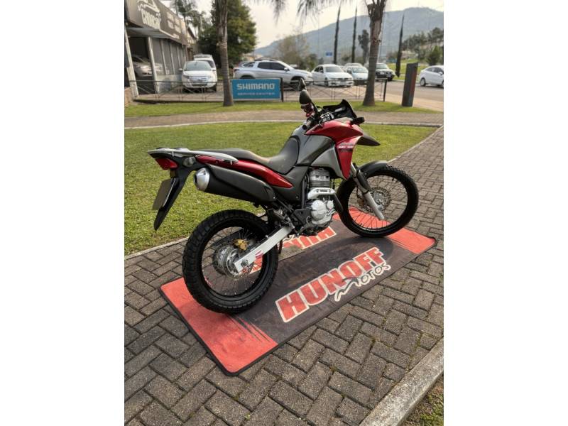 HONDA - XRE 300 - 2013/2013 - Vermelha - R$ 16.500,00