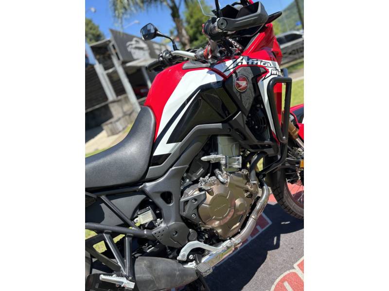 HONDA - CRF 1000L AFRICA TWIN - 2020/2020 - Vermelha - R$ 69.900,00