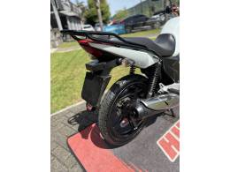 HONDA - CG 160 - 2014/2015 - Branca - R$ 13.900,00