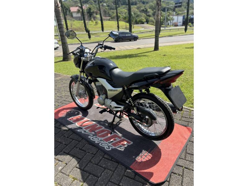 HONDA - CG 150 - 2011/2011 - Preta - R$ 11.900,00