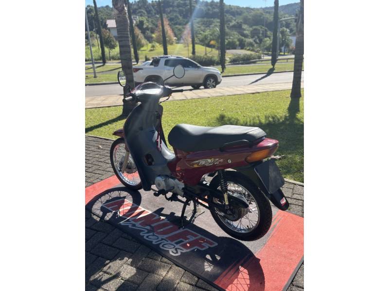 HONDA - C 100 - 2004/2004 - Vermelha - R$ 7.200,00