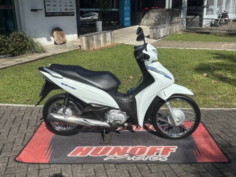 HONDA - BIZ 110I - 2021/2021 - Branca - R$ 12.900,00