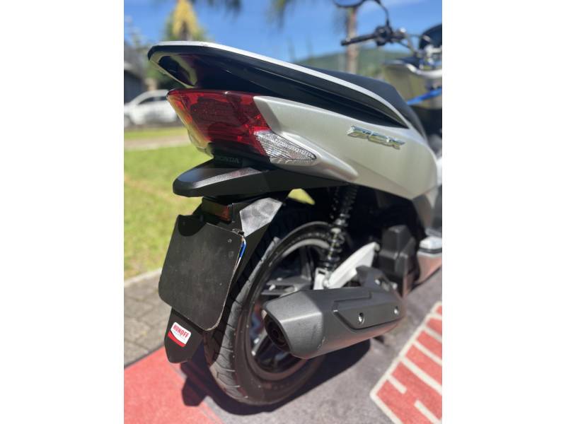 HONDA - PCX - 2016/2017 - Cinza - R$ 14.900,00
