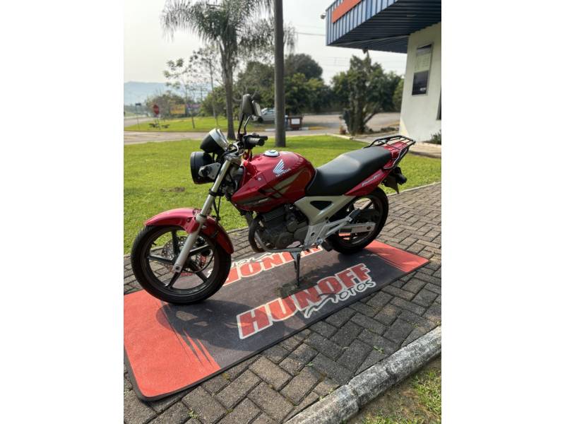 HONDA - CBX 250 TWISTER - 2006/2007 - Vermelha - R$ 10.900,00