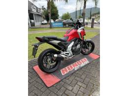 HONDA - NC 750X - 2023/2023 - Vermelha - R$ 54.500,00