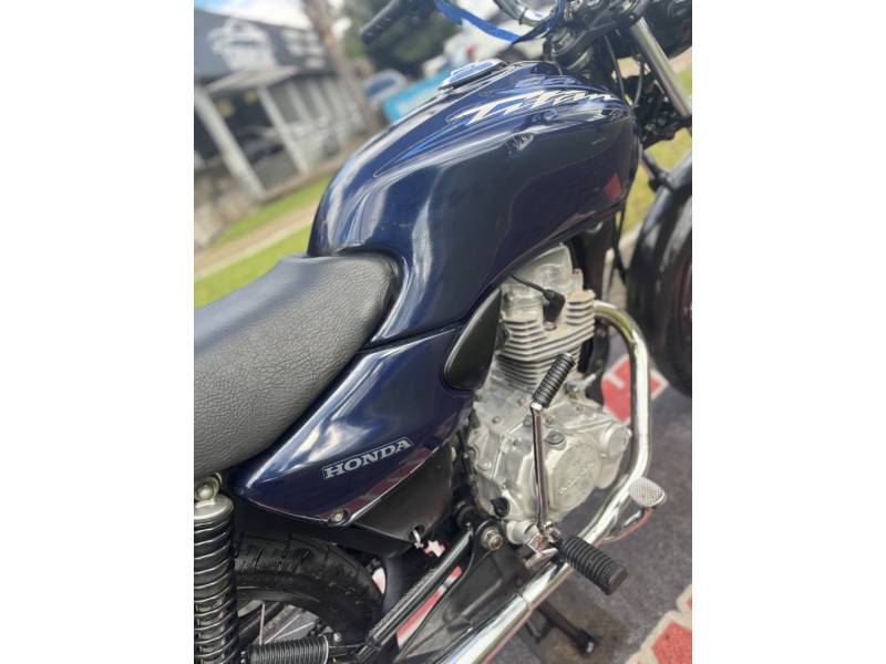 HONDA - CG 125 - 2003/2004 - Azul - R$ 6.900,00