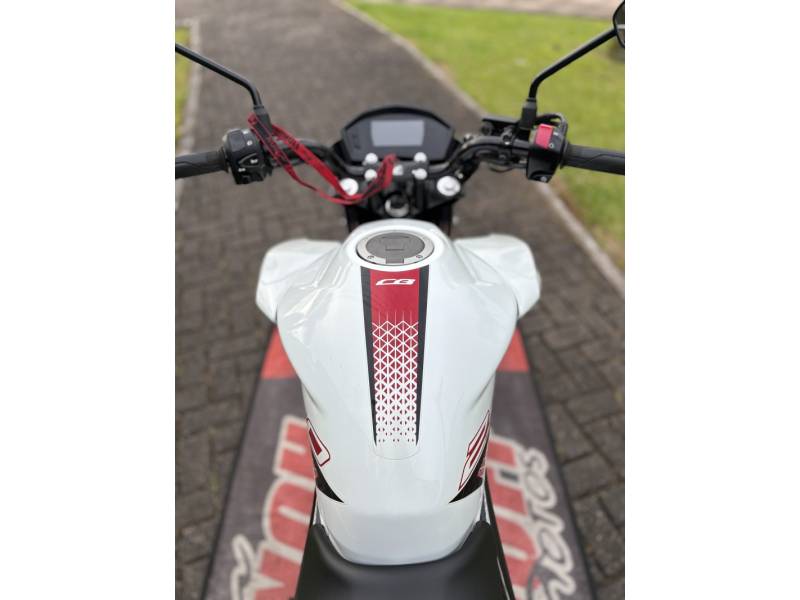 HONDA - CB 250F TWISTER - 2022/2022 - Branca - R$ 22.500,00