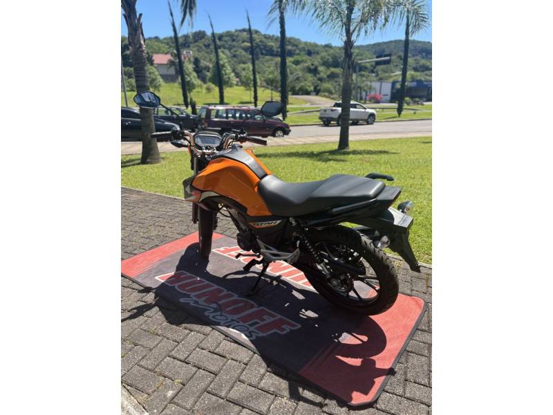 HONDA - CG 160 - 2025/2025 - Laranja - R$ 24.490,00