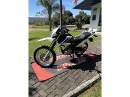 HONDA - NXR 150 - 2014/2014 - Branca - R$ 13.900,00