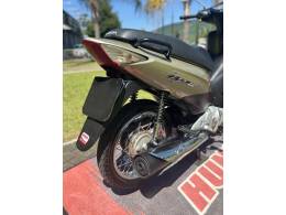 HONDA - BIZ 125 - 2010/2010 - Bege - R$ 9.900,00