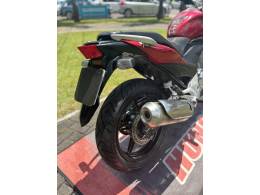 HONDA - CB 300R - 2013/2013 - Vermelha - R$ 14.900,00