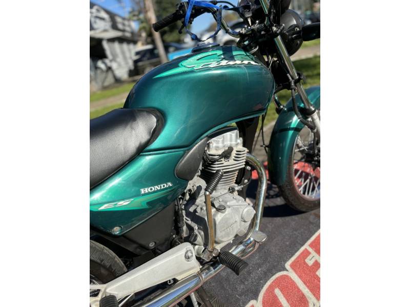 HONDA - CG 125 - 2001/2002 - Verde - R$ 7.700,00