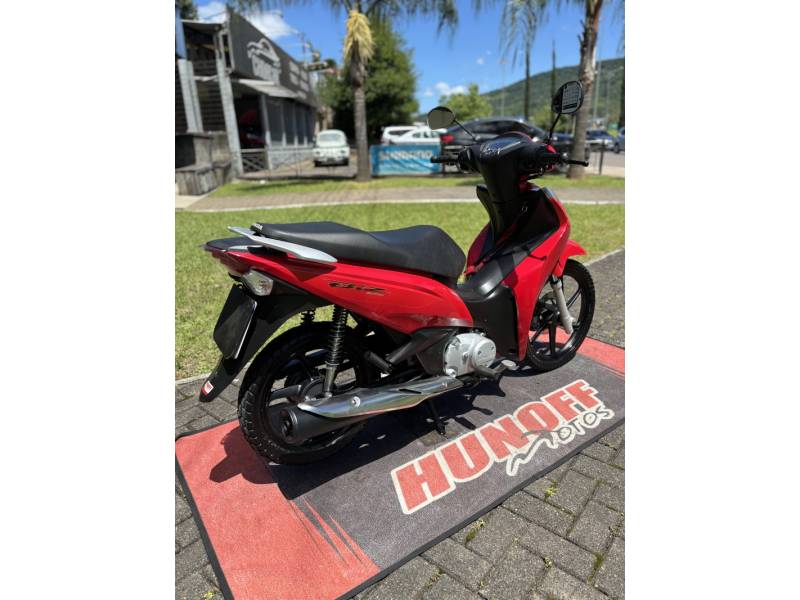 HONDA - BIZ 125 - 2017/2018 - Vermelha - R$ 14.900,00