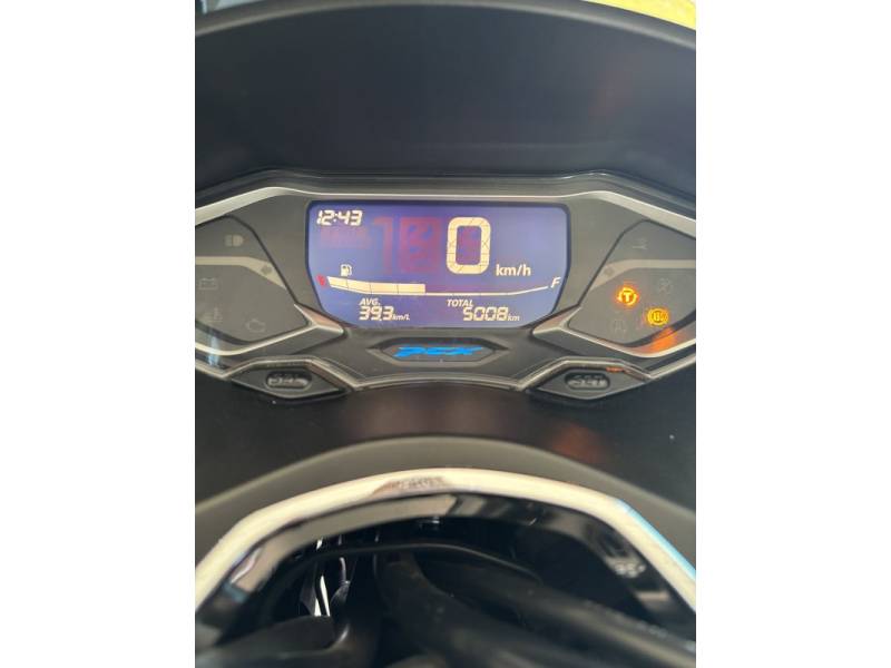 HONDA - PCX - 2023/2023 - Branca - R$ 19.900,00
