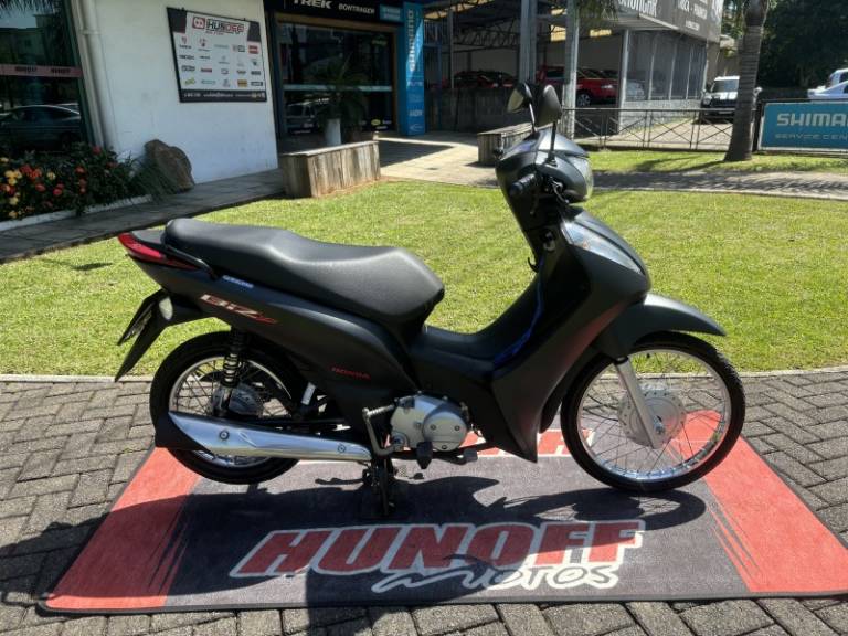 HONDA - BIZ 125 - 2014/2015 - Preta - R$ 11.500,00