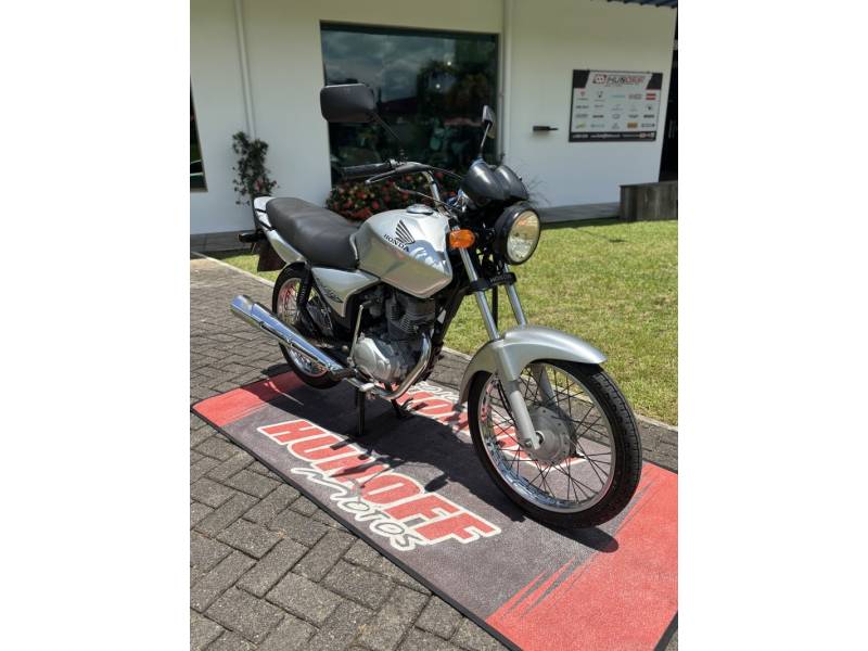 HONDA - CG 150 - 2006/2007 - Prata - R$ 9.900,00
