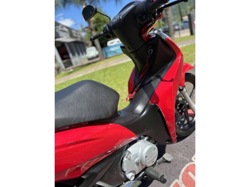 HONDA - BIZ 125 - 2017/2018 - Vermelha - R$ 14.900,00