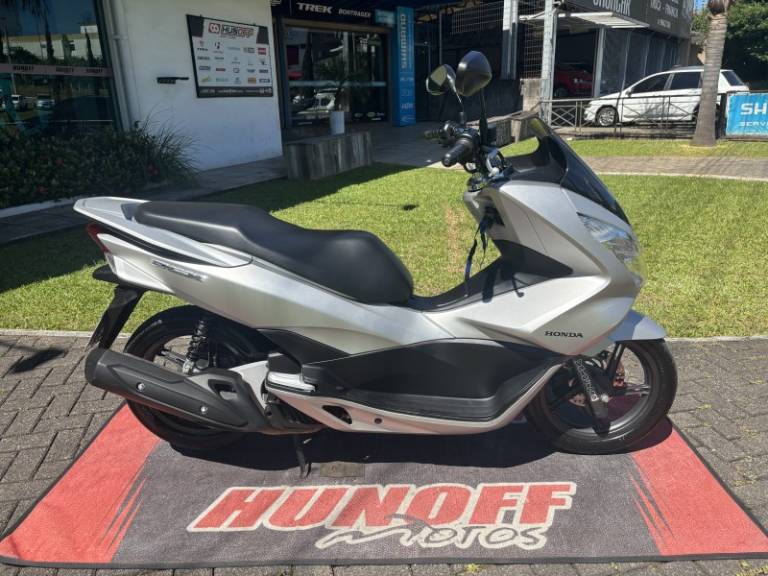 HONDA - PCX - 2016/2017 - Cinza - R$ 14.900,00