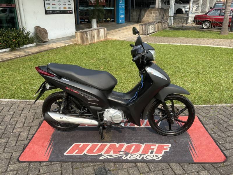 HONDA - BIZ 125 - 2014/2015 - Preta - R$ 12.500,00