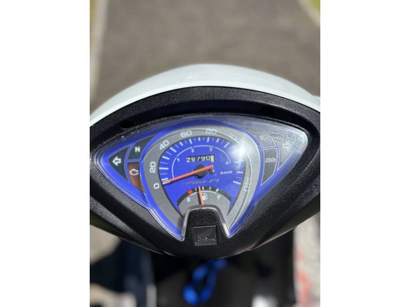 HONDA - BIZ 125 - 2012/2013 - Branca - R$ 11.900,00