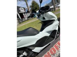 HONDA - PCX - 2023/2023 - Branca - R$ 19.900,00
