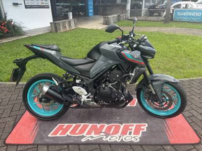 YAMAHA - MT - 2023/2024 - Cinza - R$ 33.500,00