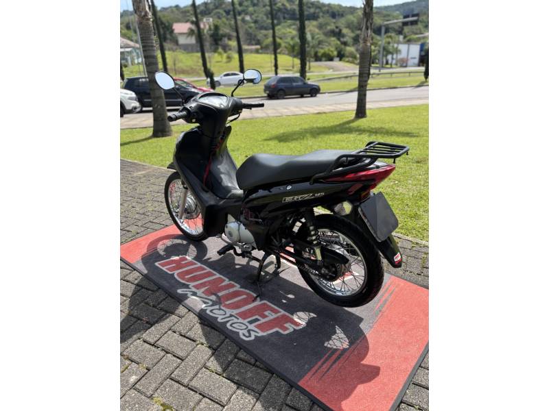 HONDA - BIZ 125 - 2013/2013 - Preta - R$ 11.500,00