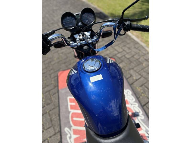 HONDA - CG 150 - 2005/2006 - Azul - R$ 9.900,00