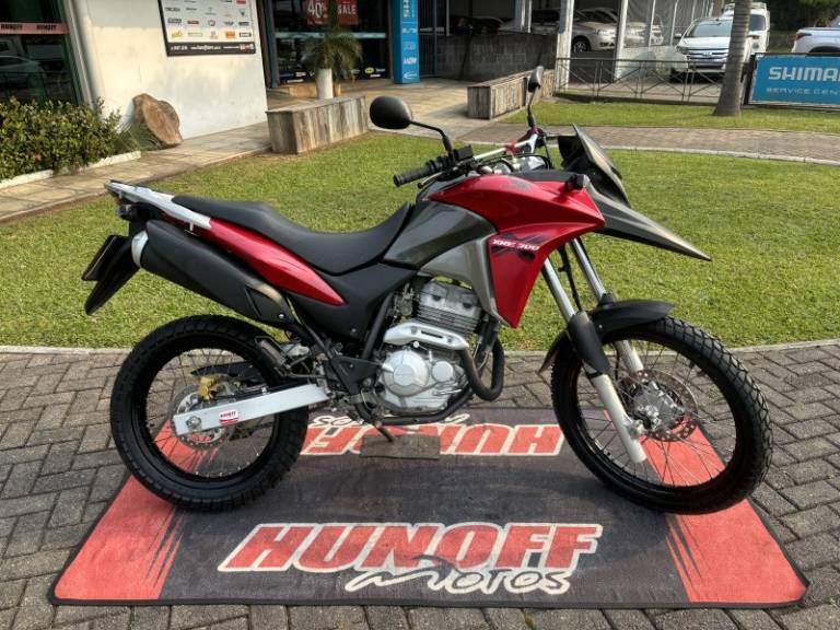 HONDA - XRE 300 - 2013/2013 - Vermelha - R$ 16.500,00