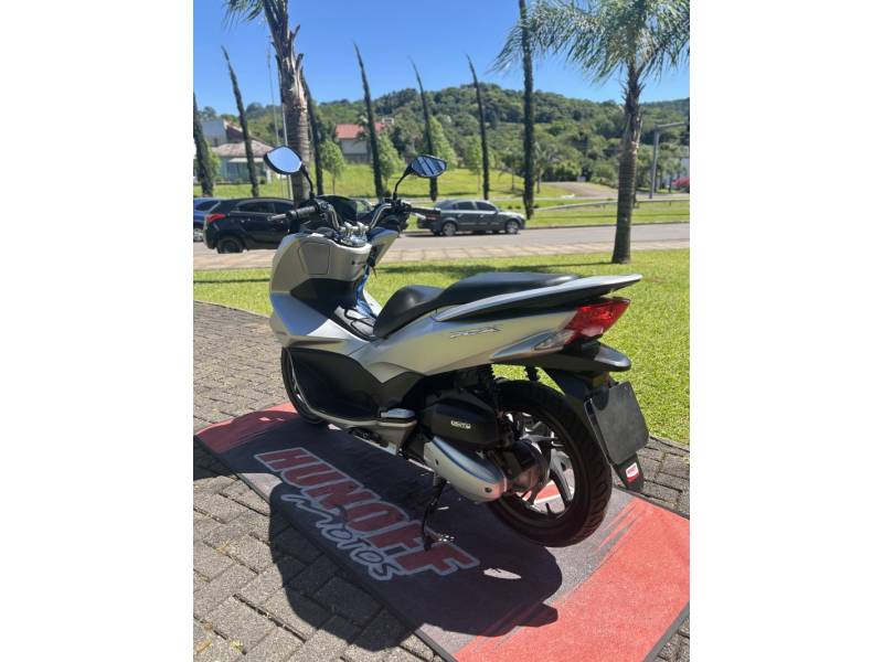 HONDA - PCX - 2016/2017 - Cinza - R$ 14.900,00