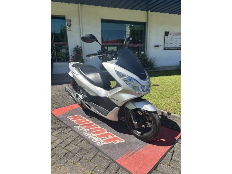 HONDA - PCX - 2016/2017 - Cinza - R$ 14.900,00