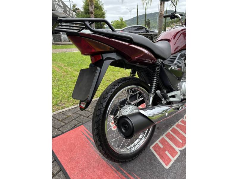 HONDA - CG 150 - 2012/2012 - Vermelha - R$ 12.500,00