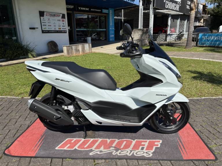 HONDA - PCX - 2023/2023 - Branca - R$ 19.900,00