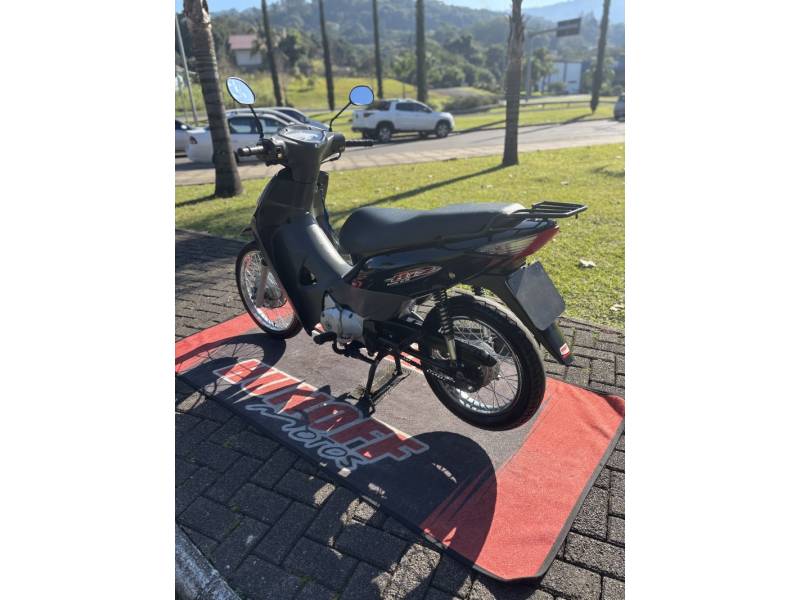 HONDA - BIZ 125 - 2007/2008 - Preta - R$ 8.900,00