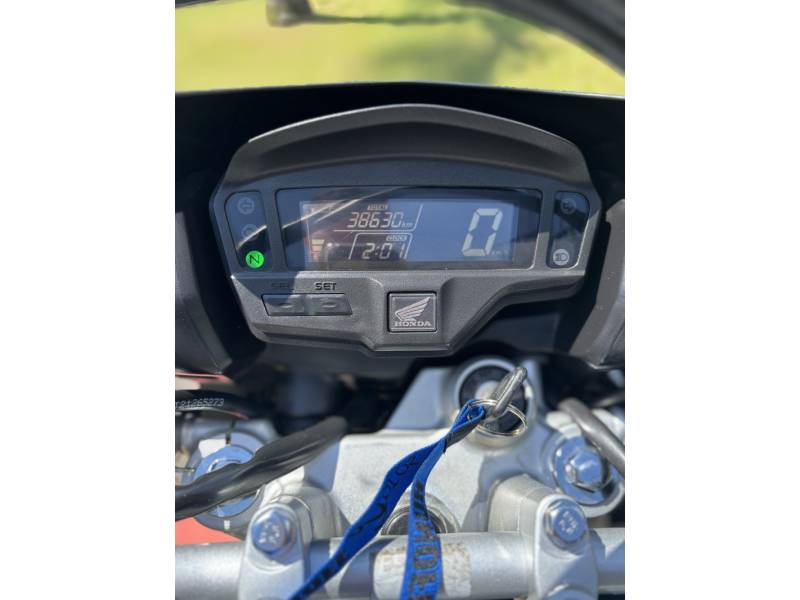 HONDA - NXR 160 - 2021/2022 - Branca - R$ 21.500,00