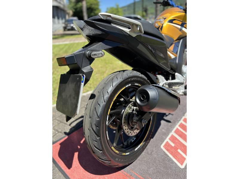 HONDA - CB 250F TWISTER - 2020/2020 - Amarela - R$ 21.500,00