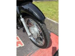 HONDA - BIZ 125 - 2013/2013 - Preta - R$ 11.500,00
