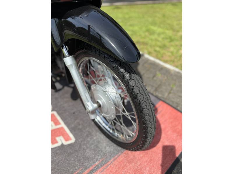 HONDA - BIZ 125 - 2013/2013 - Preta - R$ 11.500,00