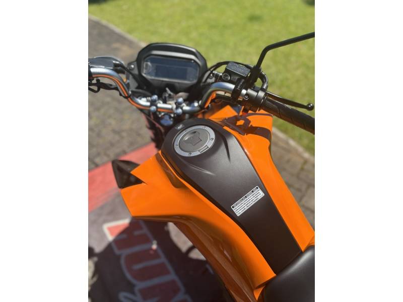 HONDA - CG 160 - 2025/2025 - Laranja - R$ 24.490,00