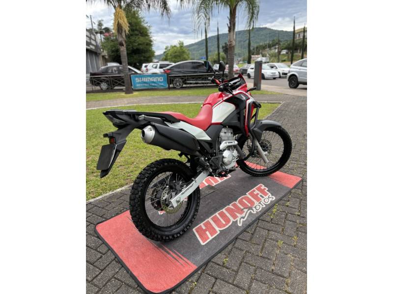 HONDA - XRE 300 - 2019/2020 - Vermelha - R$ 28.500,00